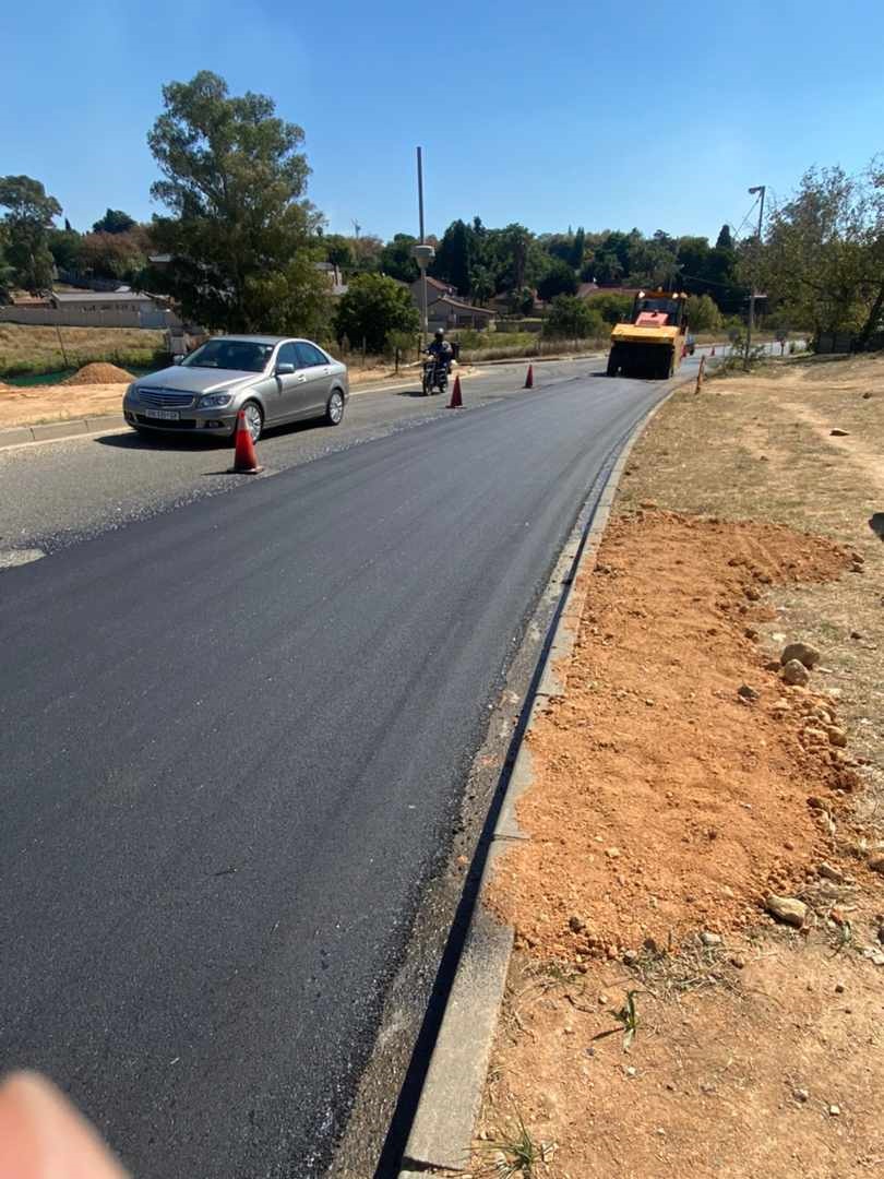 4ef1df67-9d30-48af-81d0-65e1a88e3cd7